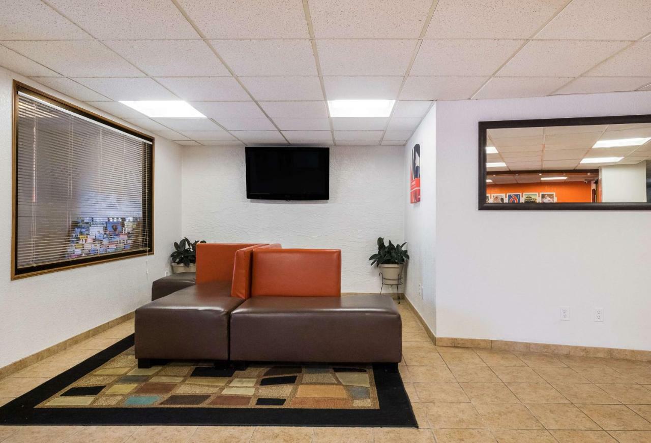 Hotel 6-prospect Heights, Il 2*